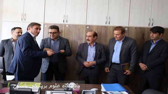 تکریم-و-معارفه-سرپرست-مدیریت-بازرسی،-ارزیابی-عملکرد-و-پاسخگویی-به-شکایات-دانشگاه-علوم-پزشکی-یاسوج-برگزار-شد