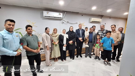 تجلیل-از-کارگران-بیمارستان--بی-بی-حکیمه-خاتون-(س)-گچساران-به-مناسبت-روز-جهانی-کارگر