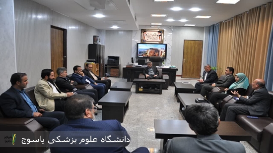 نشست-هم‌اندیشی-مدیران-دستگاه‌های-زیربنایی-استان-با-هیئت‌مدیره-انجمن-حمایت-از-خانواده‌های-زندانیان