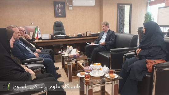 پیگیری-مطالبات-بیمه‌ای-دانشگاه-علوم-پزشکی-یاسوج-در-دیدار-با-رئیس-سازمان-بیمه-سلامت-ایران