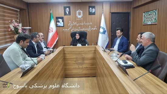 نشست-رئیس-دانشگاه-علوم-پزشکی-یاسوج-با-ارزیاب-وزارت-بهداشت-در-جمع‌بندی-اعتبارسنجی-خوابگاه‌های-دانشجویی