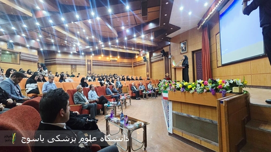 رئیس-دانشگاه-علوم-پزشکی-یاسوج-در-جشن-روپوش-سفید-دانشجویان-پزشکی-تاکید-کرد:-اخلاق-مداری-و-همدلی-با-بیمار،-اصول-پایه-حرفه-پزشکی-است
