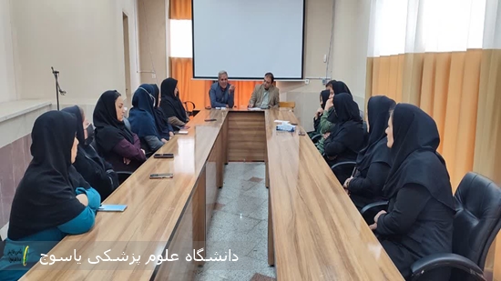 سرپرست-بیمارستان-در-نشستی-با-حضور-مشاور-رئیس-دانشگاه-در-امور-شاهد-و-ایثارگران-با-فرزندان-شاهد-دیدار-و-گفتگو-کرد