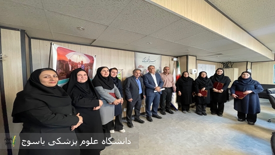 تقدیر-از-کارشناسان-ستادی-معاونت-بهداشت-و-تأکید-دکتر-شریفی-بر-ضرورت-اجرای-دقیق-برنامه‌های-مختلف-بهداشت-خانواده-