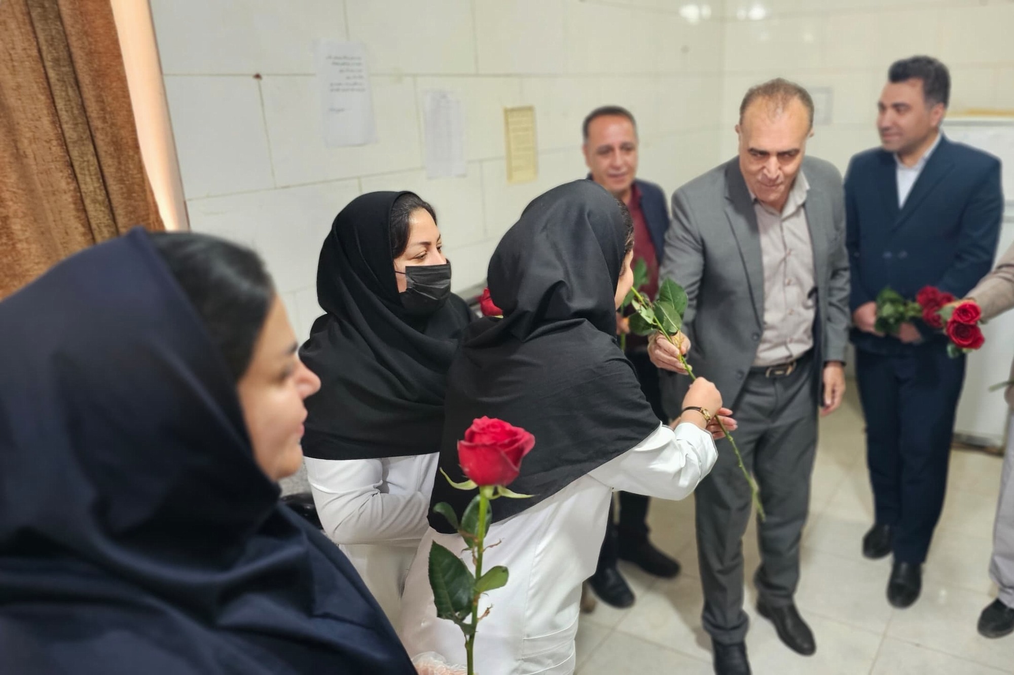 پیام تبریک معاون بهداشت دانشگاه علوم پزشکی به مناسبت روز علوم آزمایشگاهی در جمع واحد کارکنان مرکز خدمات جامع سلامت شهید اشرفی اصفهانی شهید دامیده شهرستان بویراحمد+تصاویر 