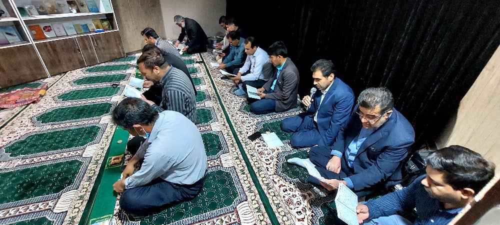 گزارش تصویری از برگزاری مراسم پرفیض زیارت عاشورا در بیمارستان امام سجاد(ع) 