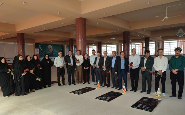 ادای احترام به مقام شامخ شهدا در اولین روز کاری سرپرست جدید شبکه بهداشت و درمان شهرستان کهگیلویه