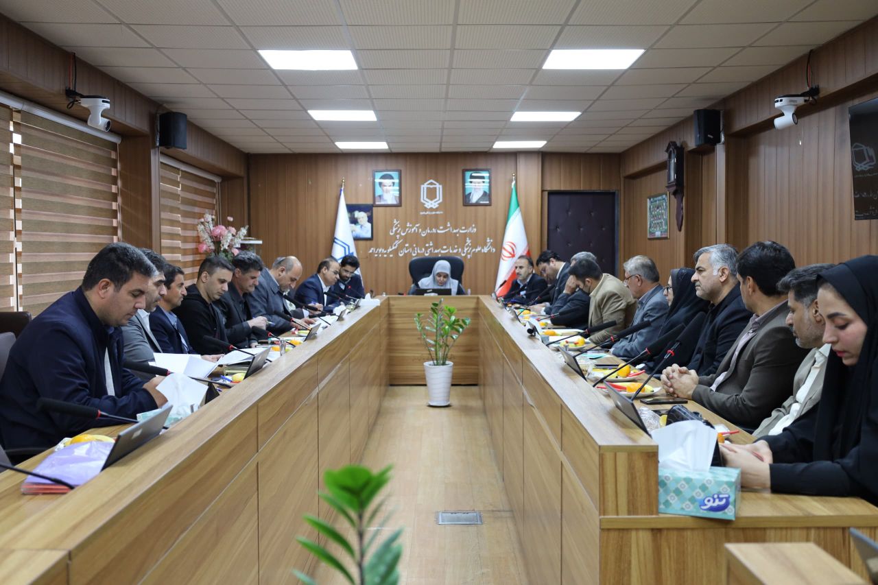 رئیس دانشگاه علوم پزشکی یاسوج: جذب نیروی غیرتخصصی خیانت به مردم است