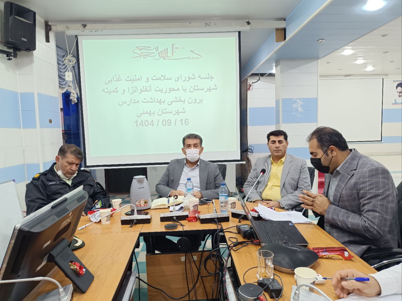 برگزاری کمیته برون‌ بخشی با محوریت سلامت نوجوانان، جوانان و مدارس در شهرستان بهمئی