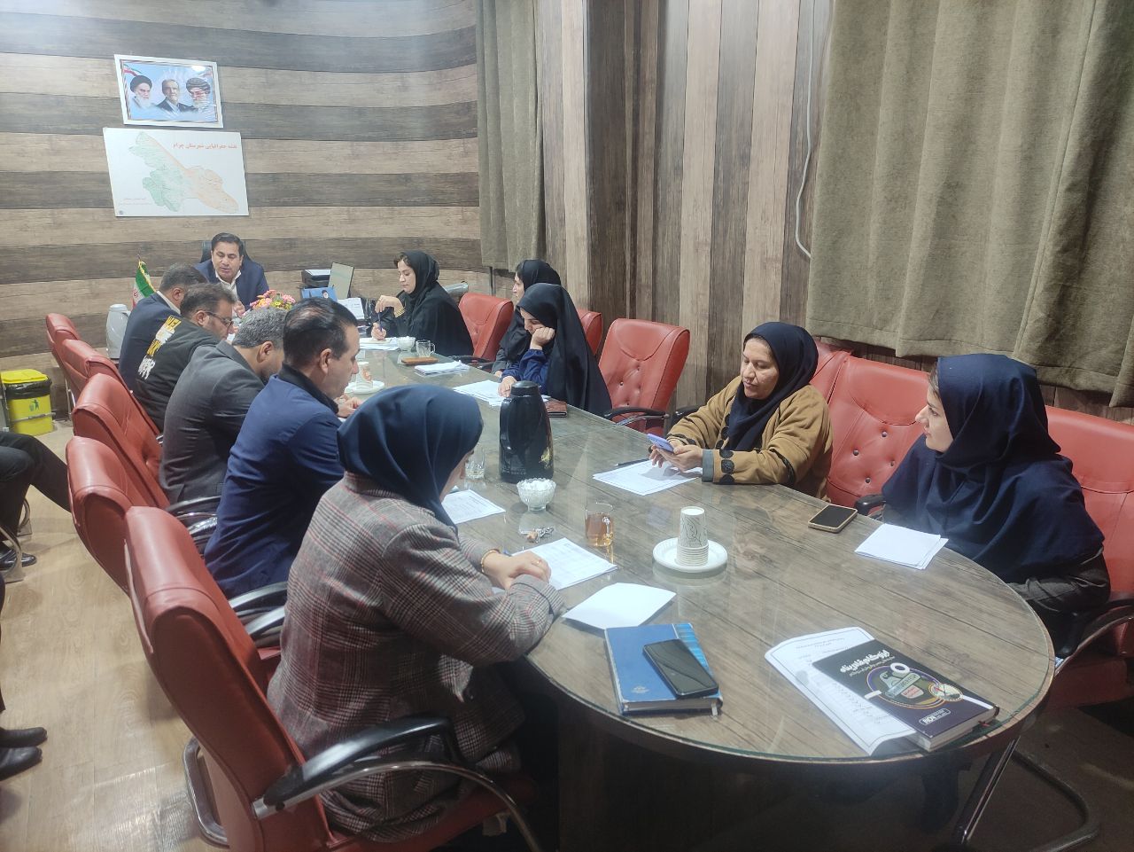 کمیته فنی بررسی شاخص های بهداشتی آذر ماه ۱۴۰۴ شهرستان چرام 