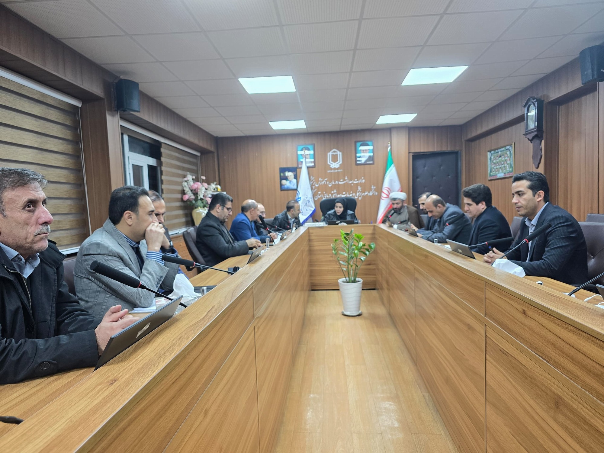 سیزدهمین جلسه هیئت رئیسه دانشگاه علوم پزشکی یاسوج برگزار شد