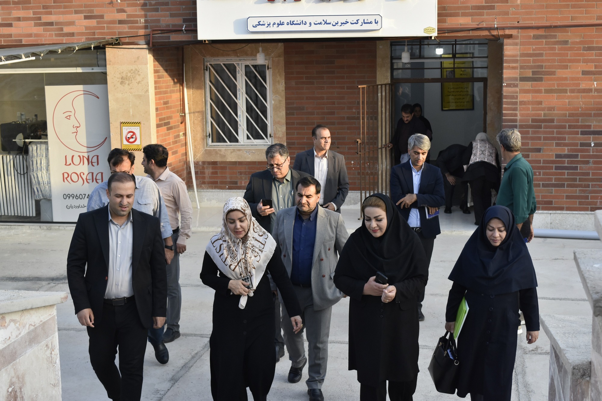 تصاویر بازدید دکتر پناهی سرپرست دانشگاه علوم پزشکی یاسوج از پروژه های عمرانی شبکه بهداشت و درمان گچساران 