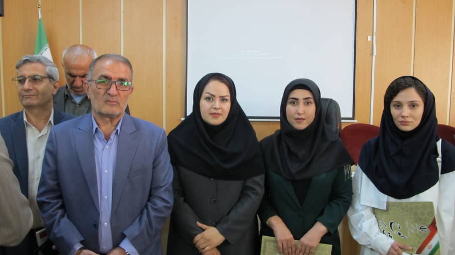تجلیل از ۳۰ دختر نخبه توسط استاندار کهگیلویه و بویراحمد