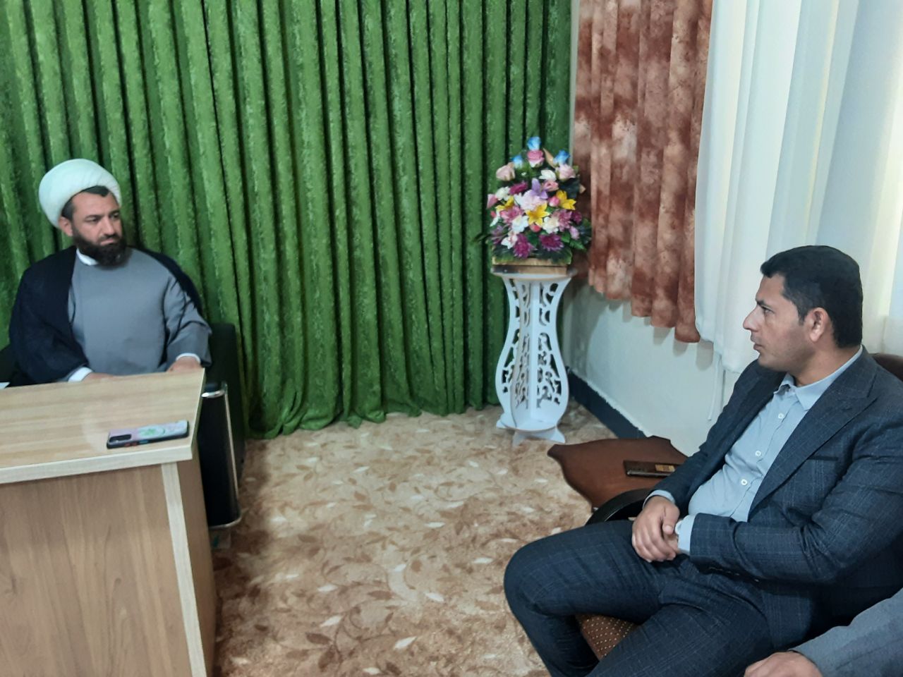 سرپرست جدید شبکه بهداشت و درمان شهرستان کهگیلویه با امام جمعه دهدشت دیدار کرد
