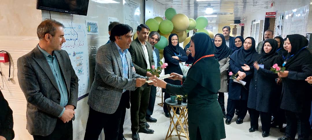 به مناسبت روز جهانی ماما از ماماهای شاغل در بیمارستان آموزشی درمانی امام سجاد(ع) یاسوج تجلیل  و قدردانی بعمل آمد