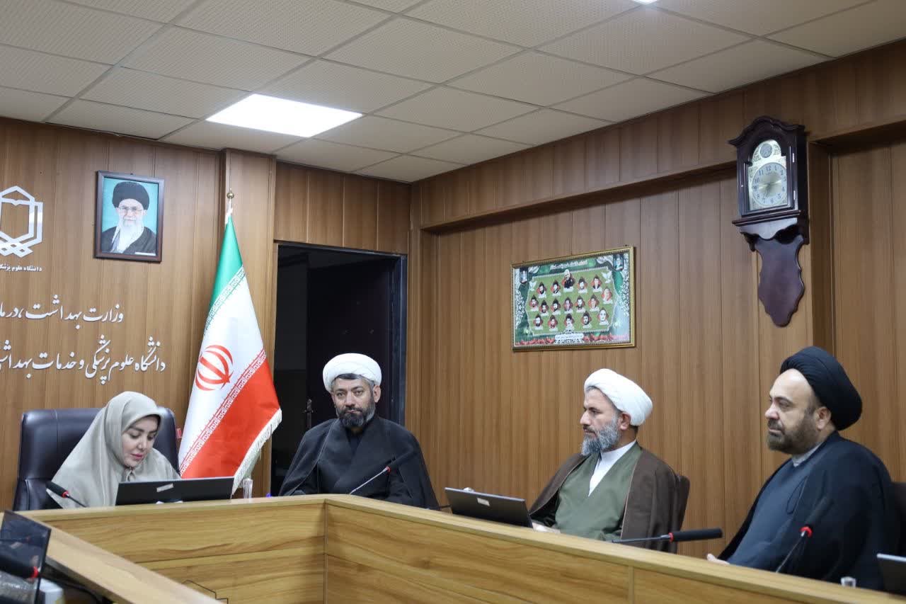 نشست مشترک سرپرست دانشگاه علوم پزشکی یاسوج با مدیر مرکز خدمات حوزه علمیه استان برگزار شد