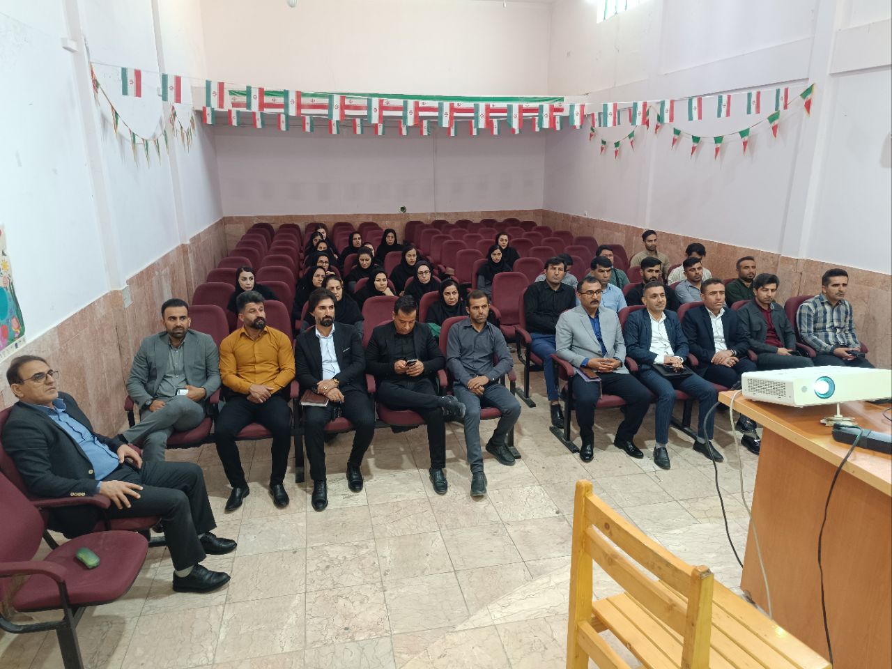 برگزاری کارگاه آموزشی ایراپن در شبکه بهداشت و درمان شهرستان بهمئی + تصاویر