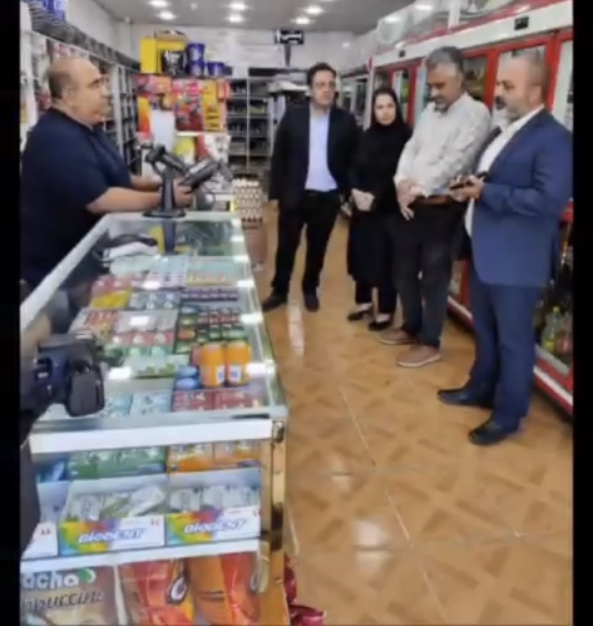 معرفی خواربار فروشی به عنوان صنف حامی شهر بدون دخانیات