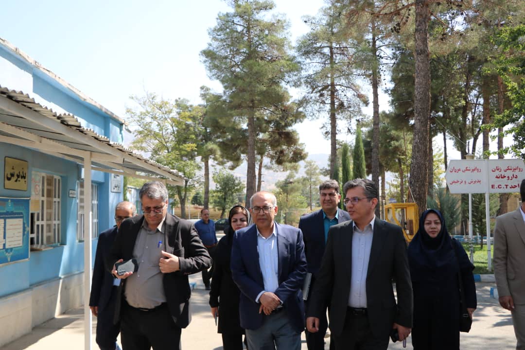  بازدید دکتر طیب زادگان از بیمارستان آموزشی درمانی شهید رجایی یاسوج وکلینیک تخصصی ویژه دندانپزشکی معاونت درمان دانشگاه