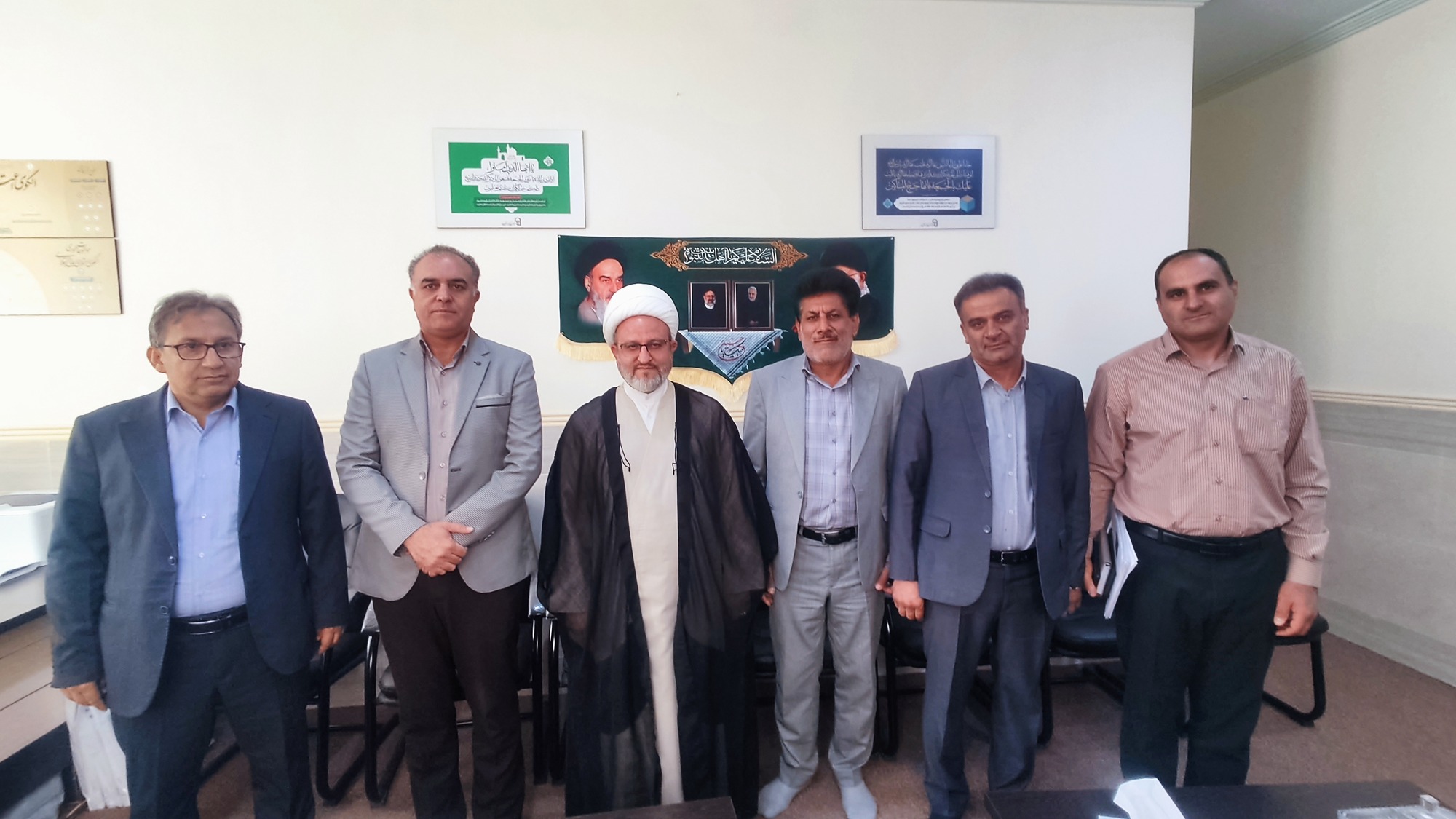 نشست مشترک معاون بهداشت دانشگاه علوم پزشکی با رئیس شورای سیاست‌گذاری ائمه جمعه استان کهگیلویه و بویراحمد+تصاویر 