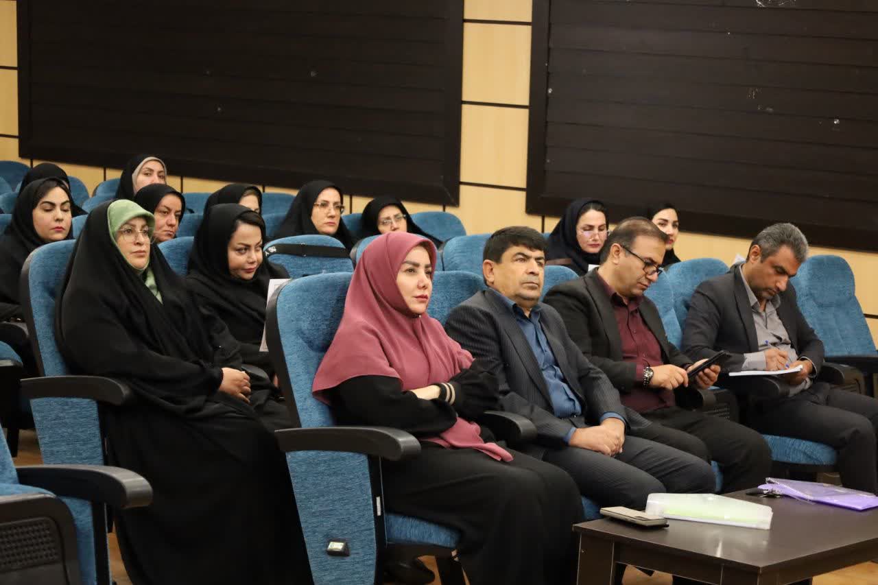 نشست بررسی اصول و مبانی بازرسی در شهرستان دنا برگزار شد