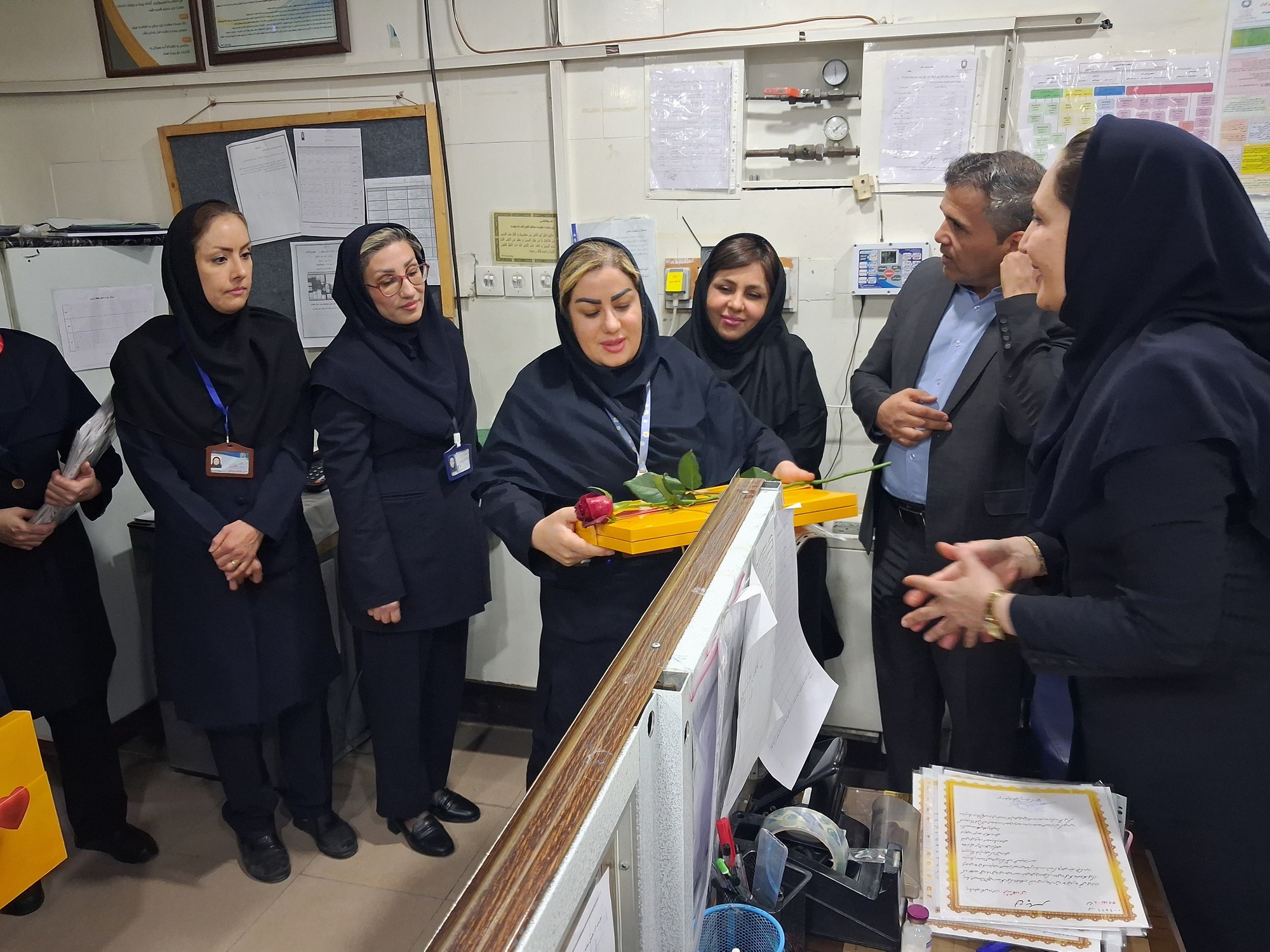 تجلیل از پرستاران بیمارستان شهید رجایی گچساران به مناسبت روز پرستار