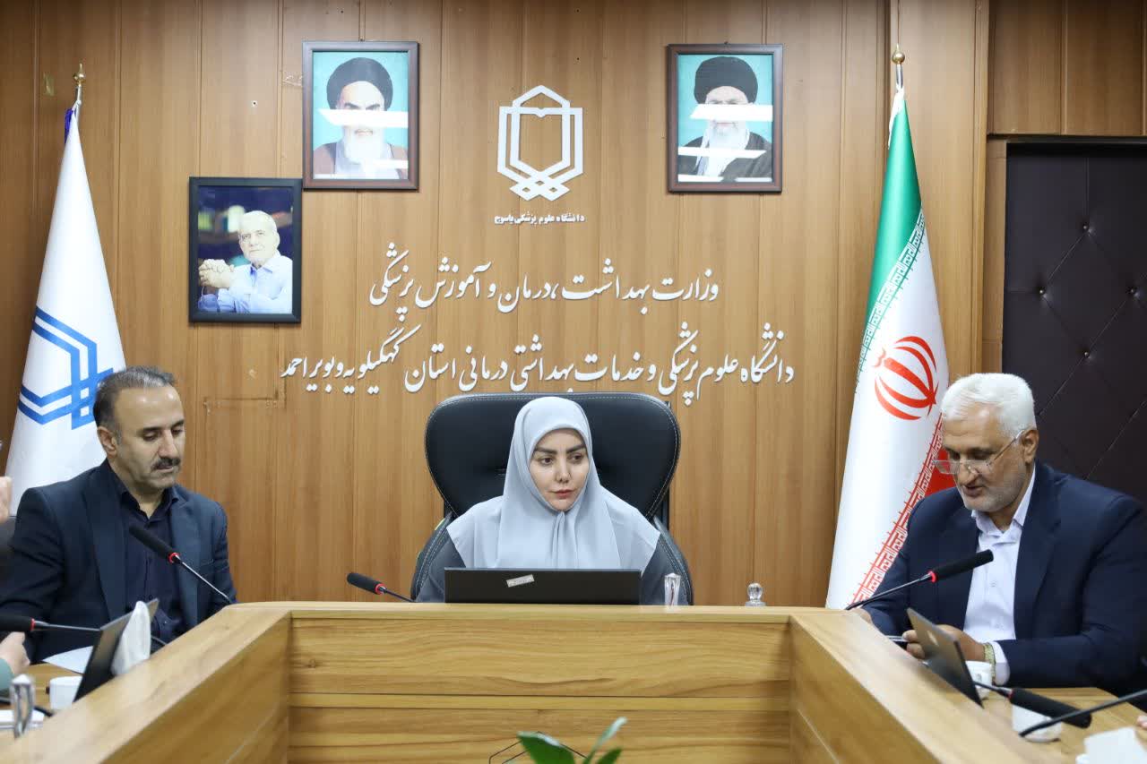 برگزاری نشست تکریم و معارفه مدیر گروه حسابرسی دیوان محاسبات مستقر در دانشگاه علوم پزشکی یاسوج 