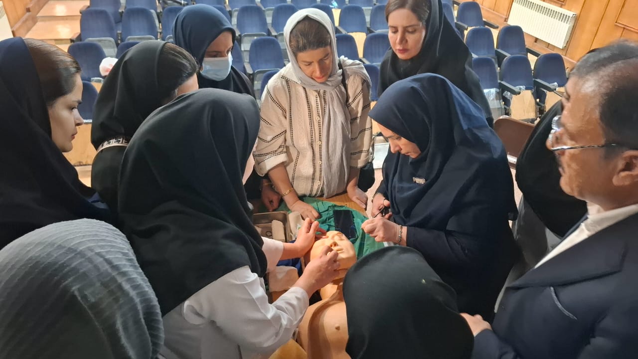 برگزاری کارگاه آموزشی بخیه‌زنی در بیمارستان شهید بهشتی یاسوج