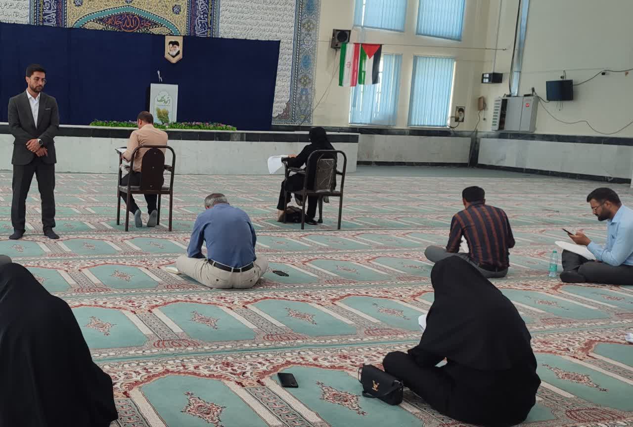 برگزاری آزمون ارزیابی عملکرد بهورزان شاغل در شهرستان مارگون با حضور امام جمعه و مسئولان حوزه سلامت