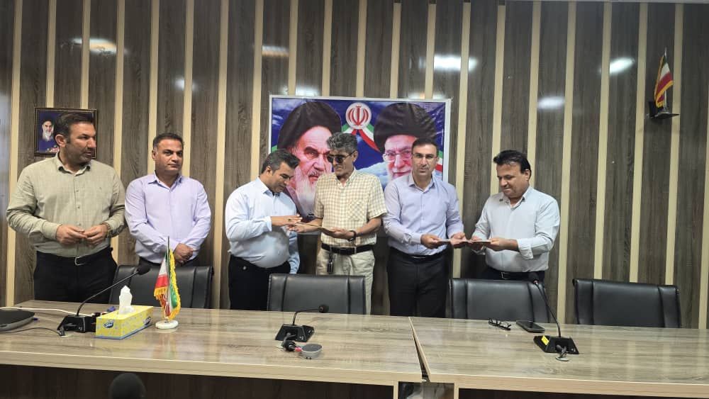 تجلیل از رزمندگان بهداشت کار شهرستان باشت به مناسبت هفته دفاع مقدس