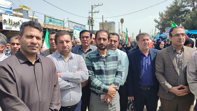 مراسم تشییع پنج شهید حمله هوایی آمریکای جنایت کار به منطقه کوه سیاه با حضور مسئولان و مردم دهدشت برگزار شد