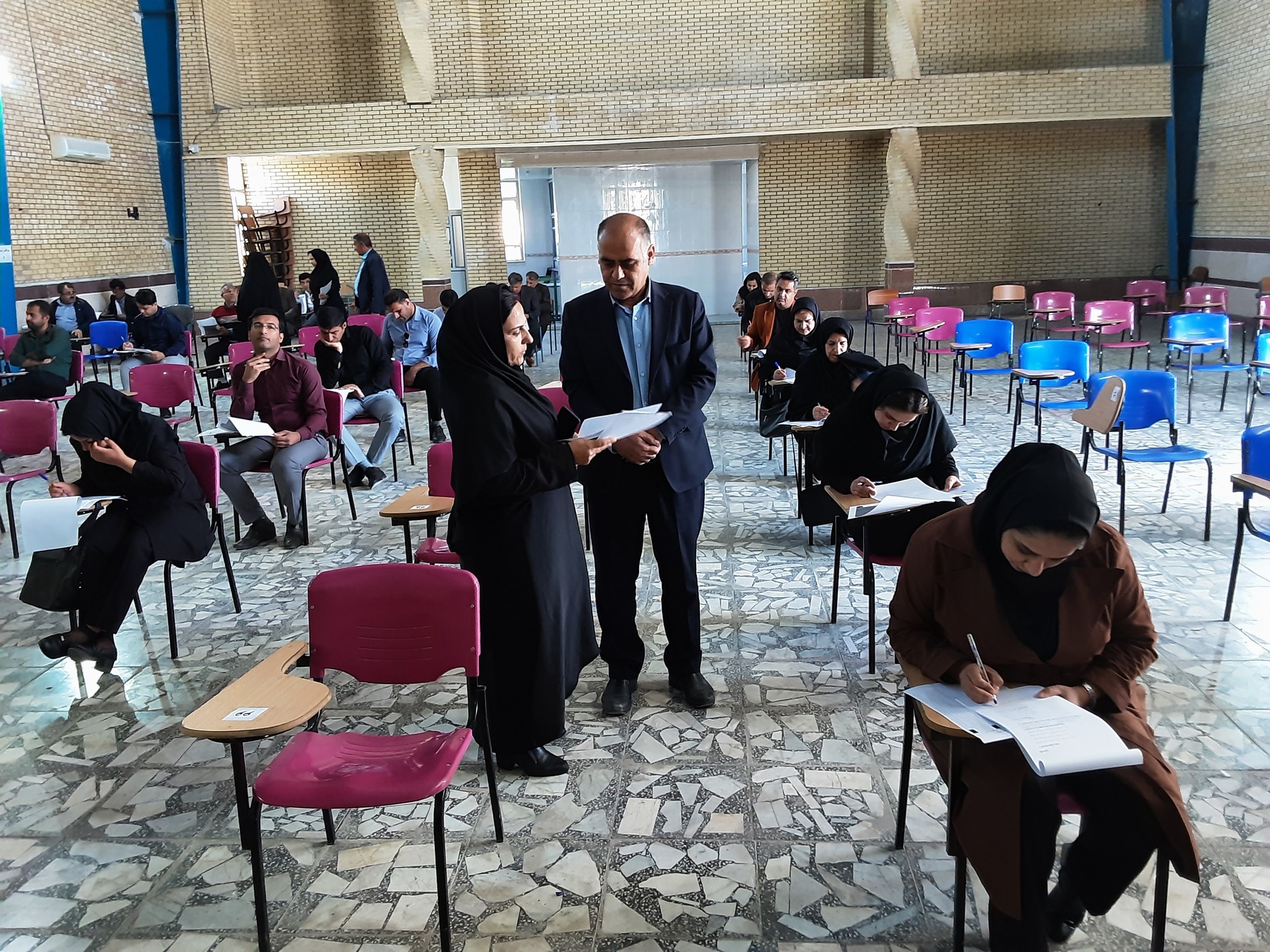 آزمون جامع مراقبین سلامت و بهورزان شهرستان کهگیلویه برگزار شد