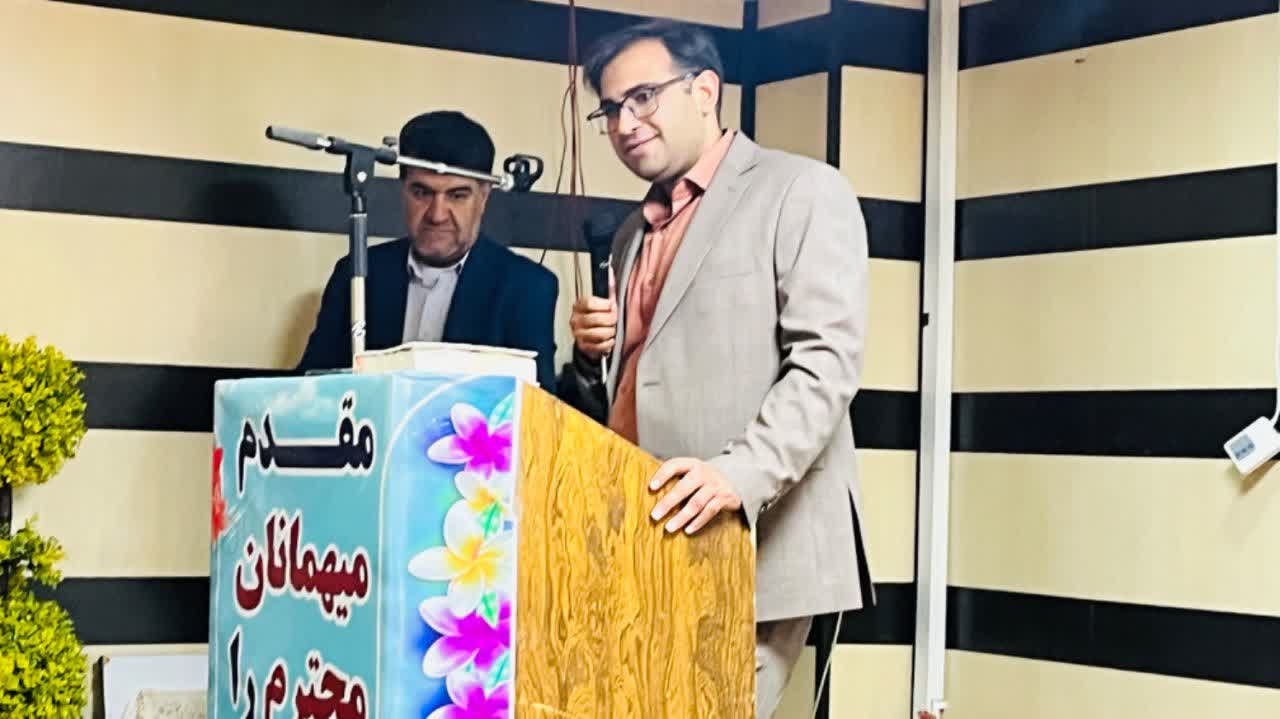 به گزارش تصویری  روابط عمومی بیمارستان امام سجاد(ع) یاسوج، از بازنشسته این مرکز آموزشی درمانی تجلیل و قدردانی بعمل آمد