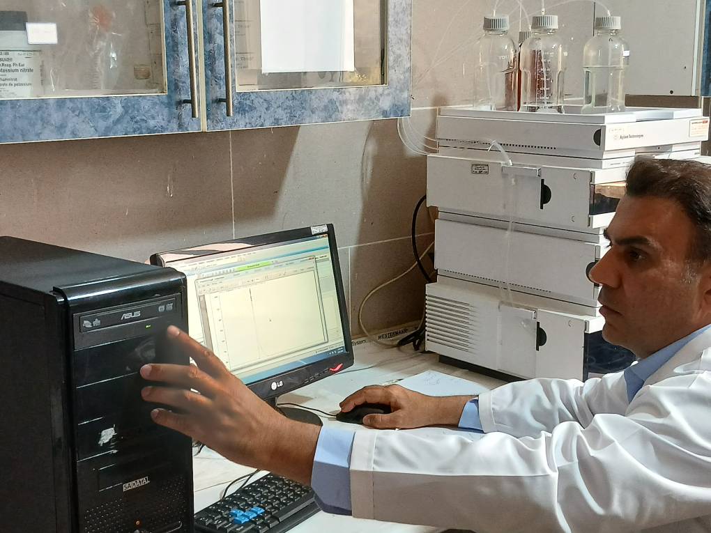 دستگاه اندازه‌گیری کافئین ماتریکس های خوراکی و آشامیدنی در آزمایشگاه کنترل غذا و داروی یاسوج راه‌اندازی شد