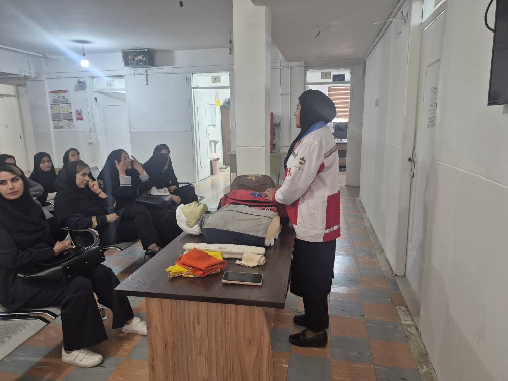 اجرای مانور طب رزم و احیا در مرکز جامع سلامت شهید اشرفی شهرستان بویراحمد 
