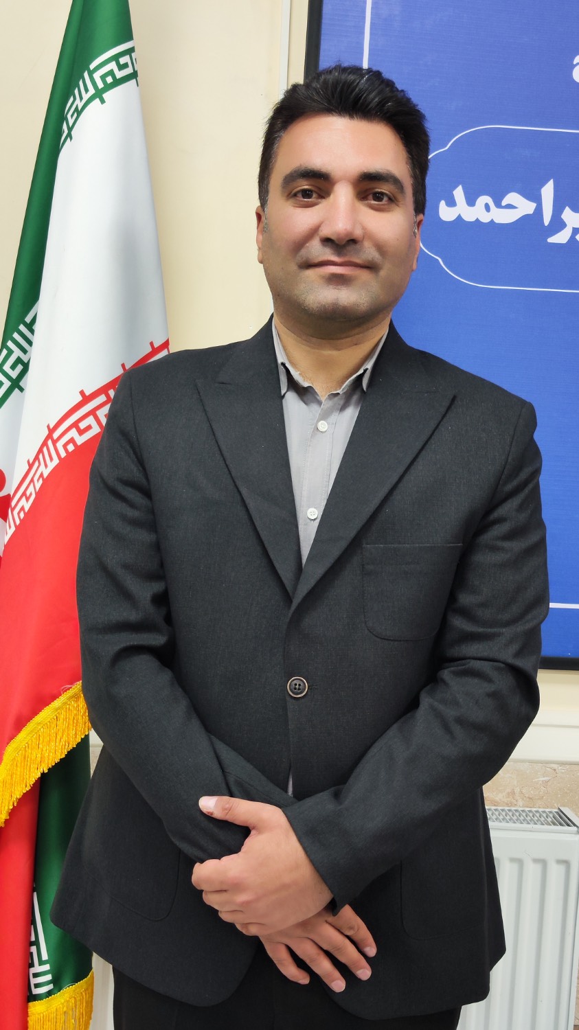 تجلیل دکتر سید محسن اسدی از تلاش‌های بی‌وقفه کارکنان مرکز بهداشت شهید دامیده در هفته سلامت