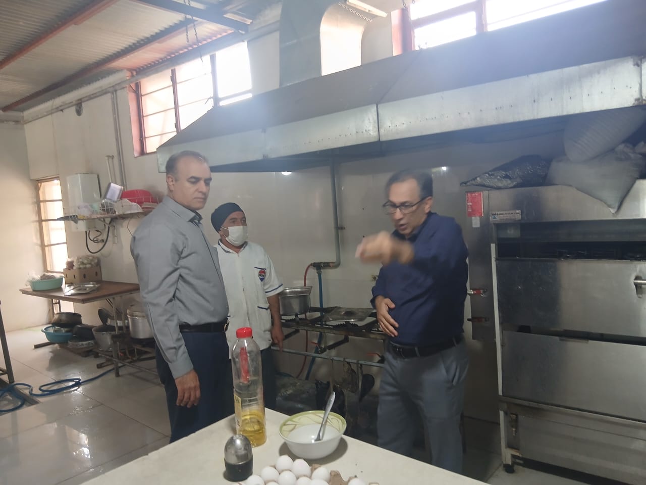 تشدید نظارت بهداشتی بر مجتمعهای رفاهی بینراهی استان
