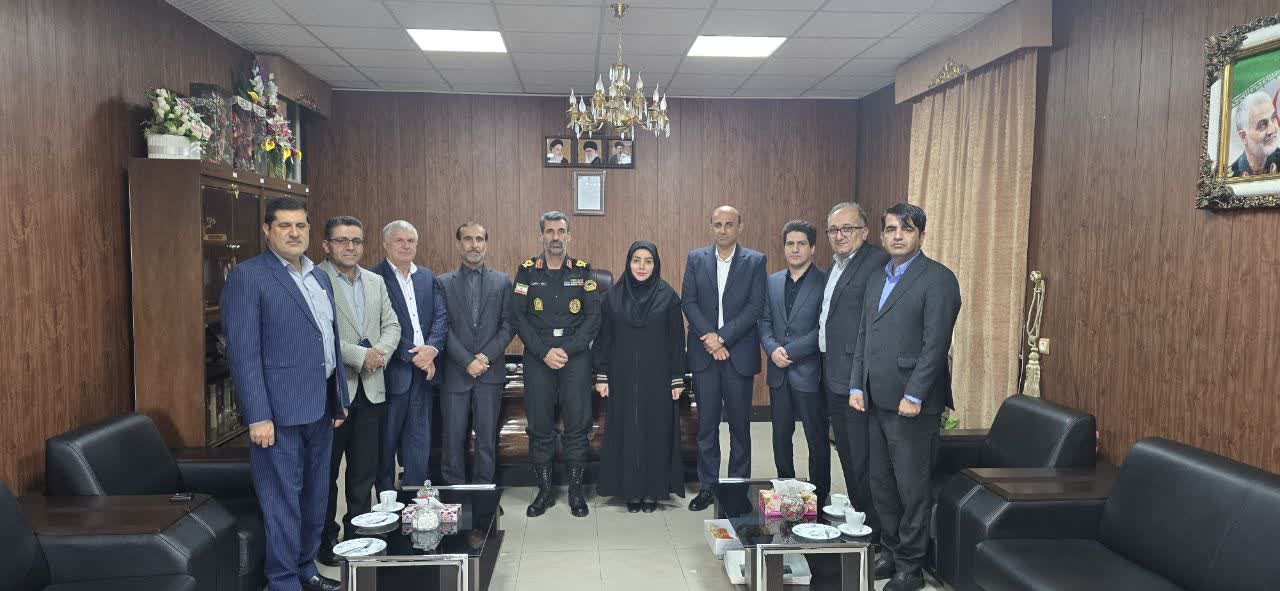 دیدار رئیس دانشگاه  علوم پزشکی یاسوج با فرمانده نیروی انتظامی استان   