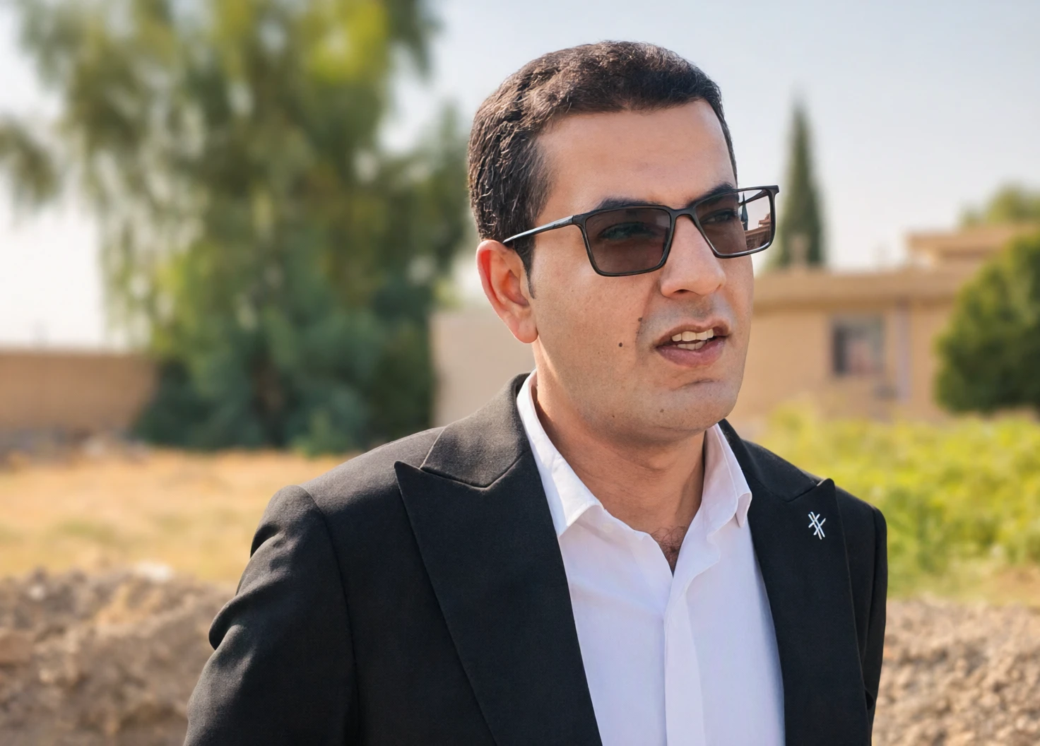 بازدید مدیر شبکه بهداشت و درمان کهگیلویه از روند احداث مرکز خدمات جامع سلامت روستایی طولیان
