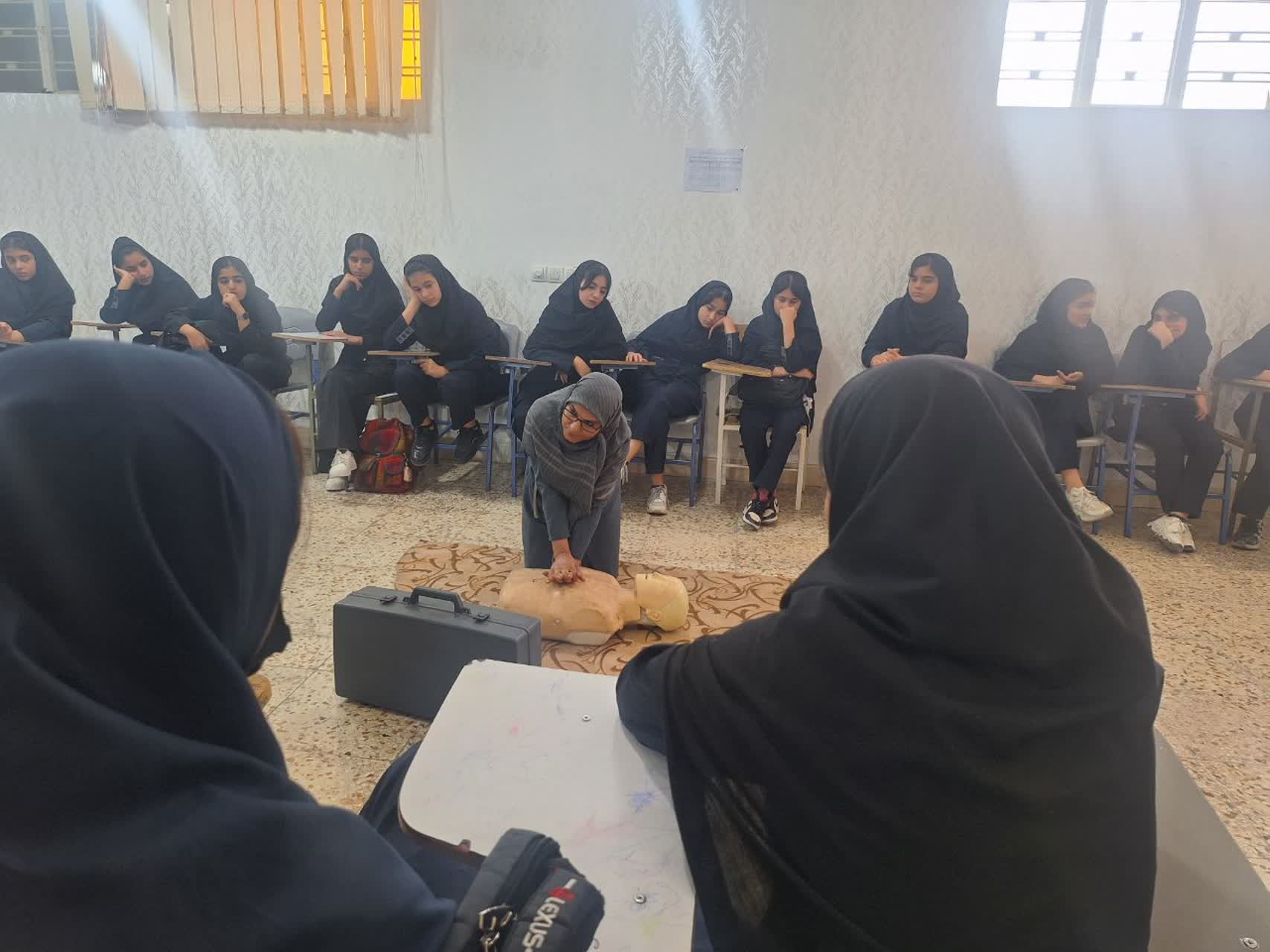 آغاز طرح «هر دانش‌آموز، یک امدادگر» در مدارس شهرستان بهمئی