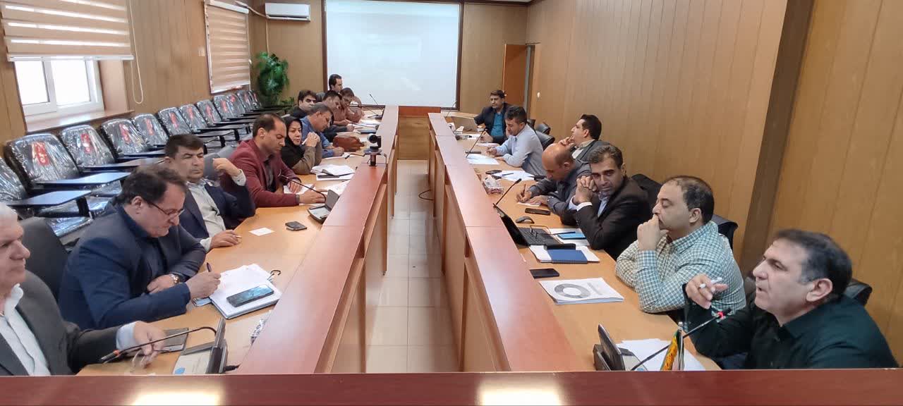 نشست بررسی چالشهای مالی، منابع انسانی و تجهیزات بیمارستانهای دانشگاهی استان برگزار شد