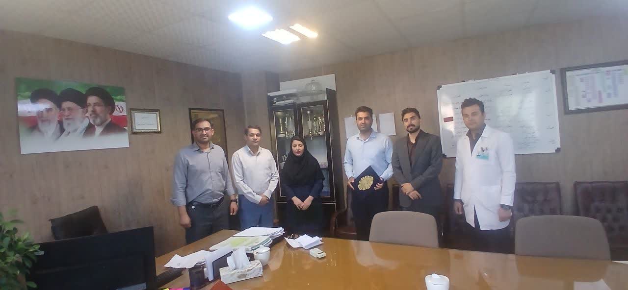 جلسه تکریم مسئول سابق بخشicu و معارفه مسئول جدید این بخش بیمارستان آموزشی درمانی امام سجاد(ع) یاسوج برگزار گردید