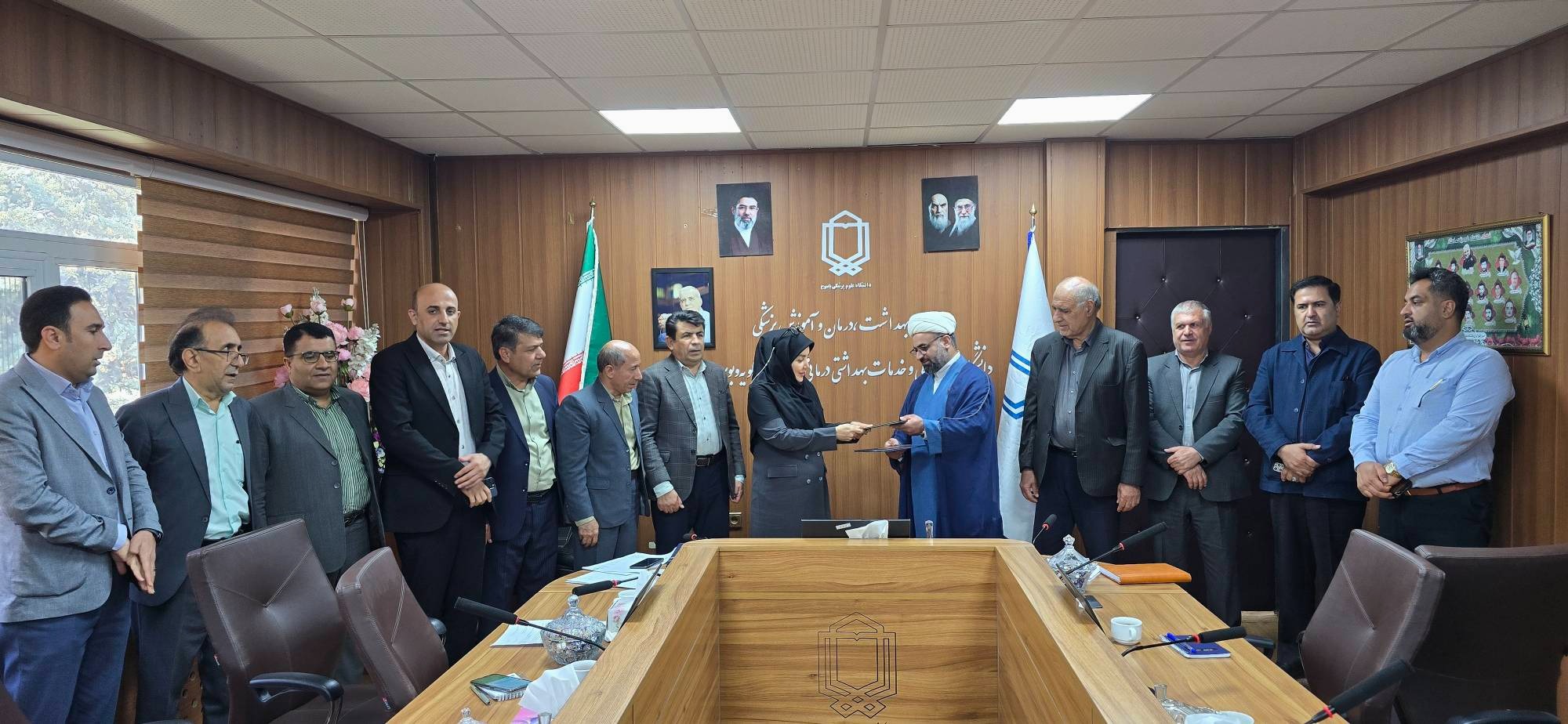 امضای تفاهم‌نامه احداث مرکز جامع سلامت طولیان شهرستان کهگیلویه با مشارکت خیرین/ دکتر پناهی: عدالت در توزیع خدمات، محور اصلی تعامل با خیرین است