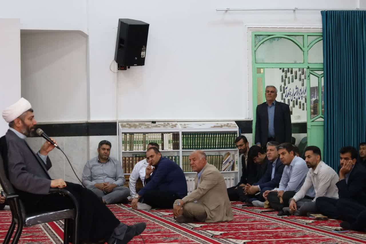 گرامیداشت هفته دفاع مقدس با برگزاری مراسم معنوی و پایش سلامت در دانشگاه علوم پزشکی یاسوج