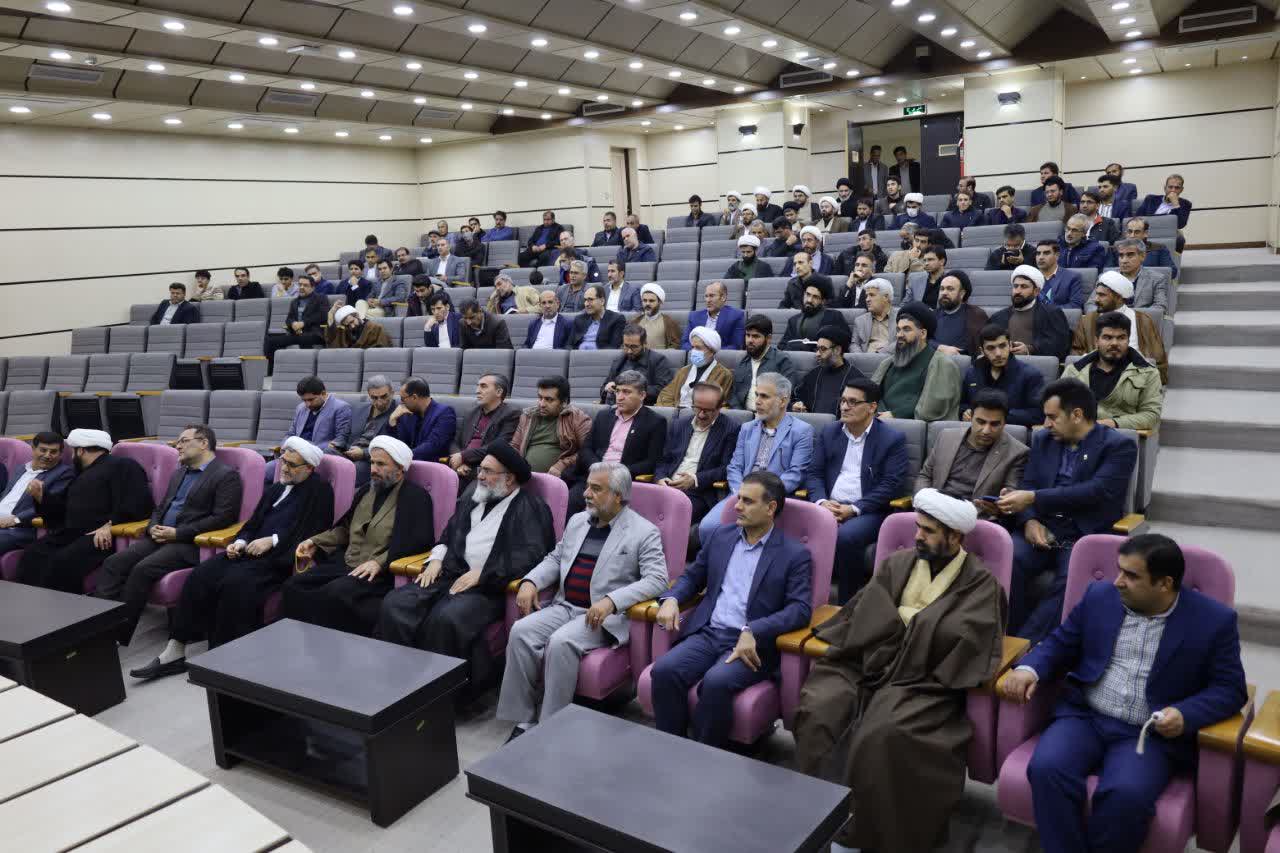 نشست هم‌اندیشی و بزرگداشت روز وحدت حوزه و دانشگاه برگزار شد, عکس